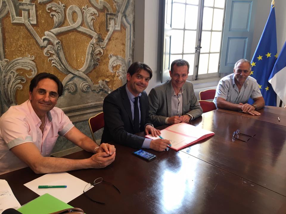 Signatures de conventions triennales avec les clubs sportifs grassois 05