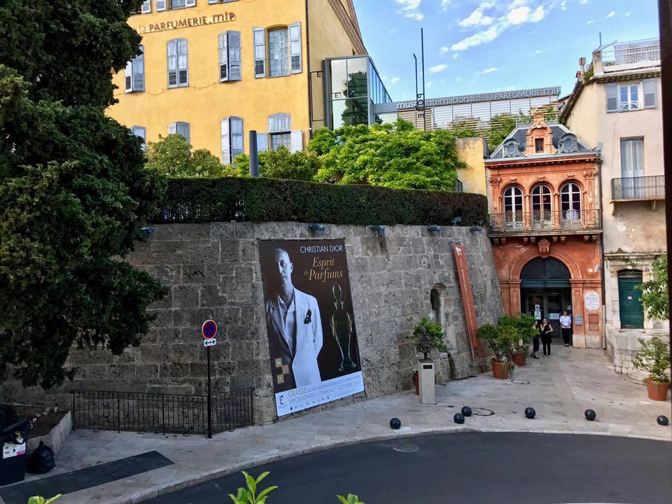 Visite privée de l’exposition Christian DIOR pour 180 journalistes 02